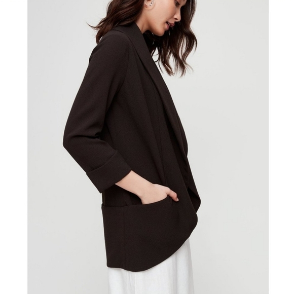 Aritzia Wilfred Chevalier Blazer in Black - Picture 3 of 8